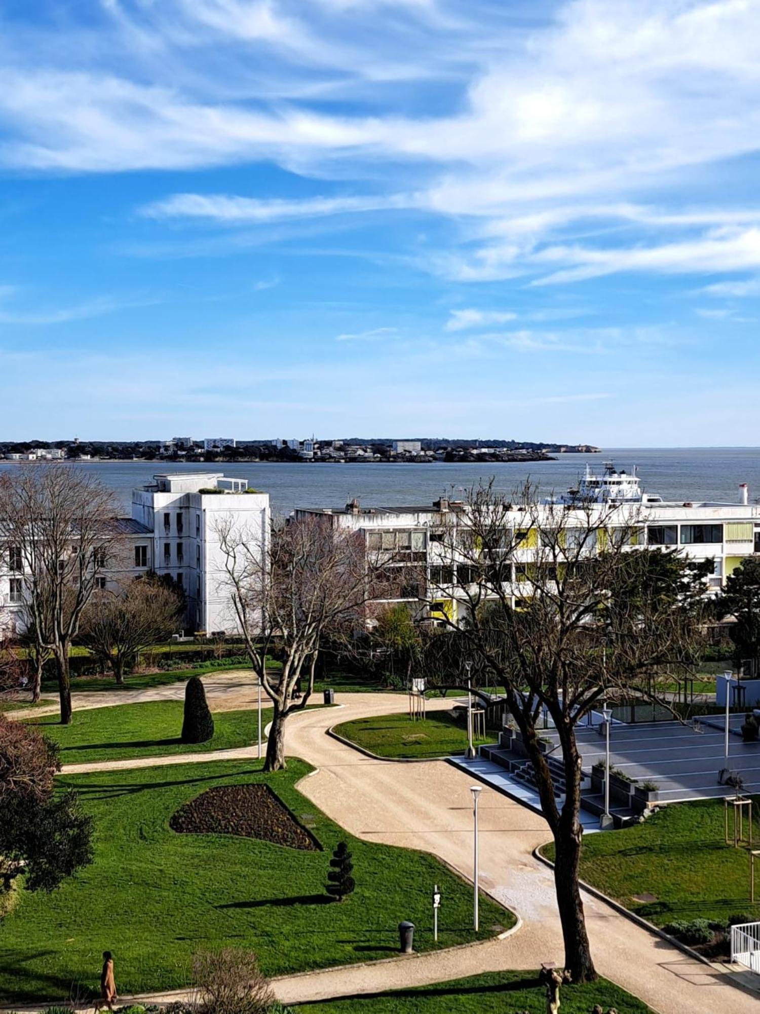 L'Escale - Vue Mer, Plage, Centre Ville, Ideal Pour Couple Royan Exterior photo